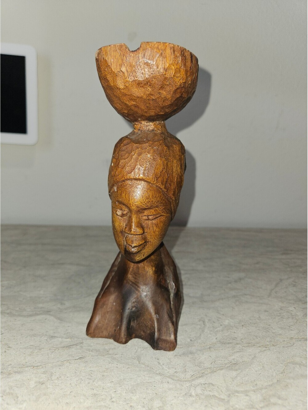 Handcared statue - Picture 1 of 1